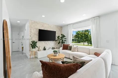 1120 SW 7th Avenue Deerfield Beach FL 33441