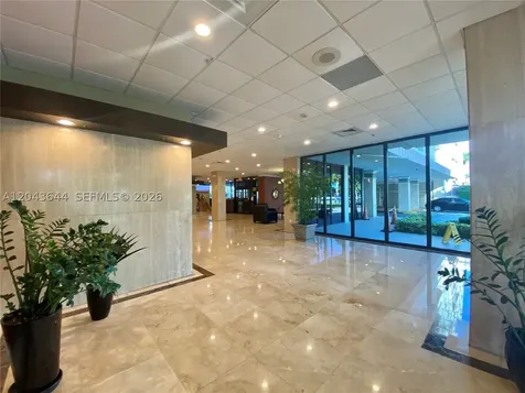 400 Kings Point Drive Sunny Isles Beach FL 33160