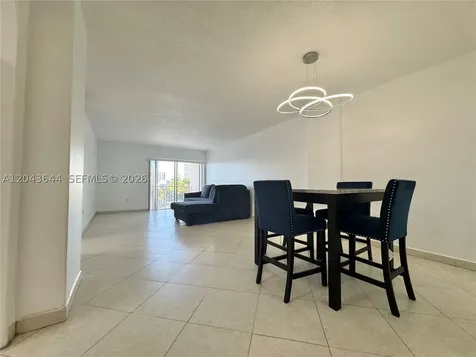 400 Kings Point Drive Sunny Isles Beach FL 33160