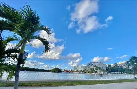 400 Kings Point Drive Sunny Isles Beach FL 33160