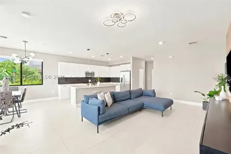 8167 NW 41st Street Doral FL 33166