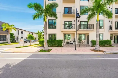 8167 NW 41st Street Doral FL 33166