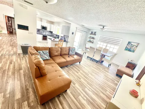 18701 Wentworth Drive Hialeah FL 33015
