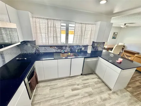 18701 Wentworth Drive Hialeah FL 33015