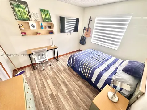 18701 Wentworth Drive Hialeah FL 33015