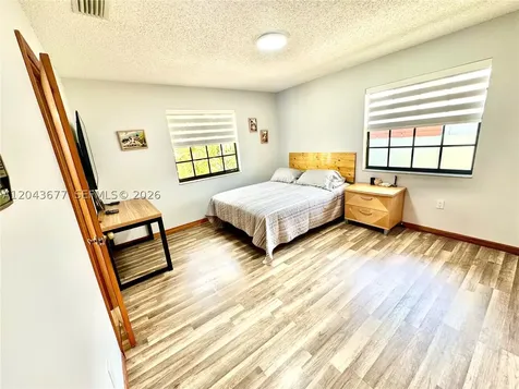 18701 Wentworth Drive Hialeah FL 33015