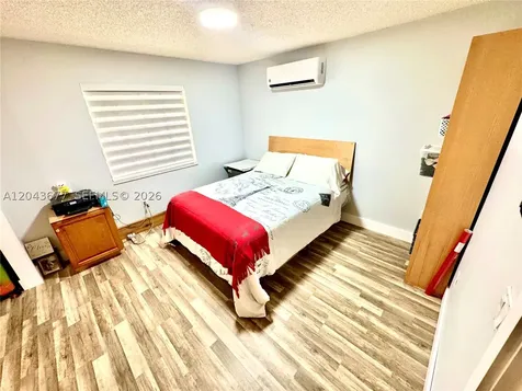 18701 Wentworth Drive Hialeah FL 33015