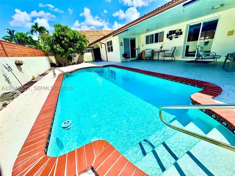 18701 Wentworth Drive Hialeah FL 33015