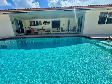 18701 Wentworth Drive Hialeah FL 33015