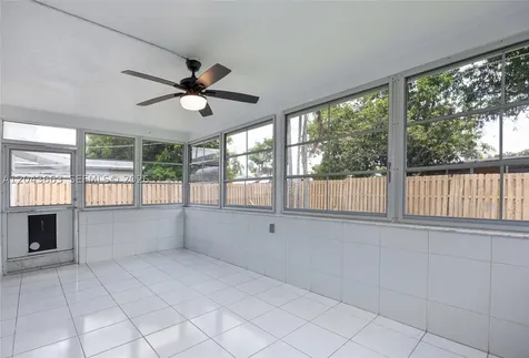 8571 NW 27th Place Sunrise FL 33322