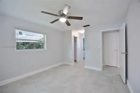 8571 NW 27th Place Sunrise FL 33322