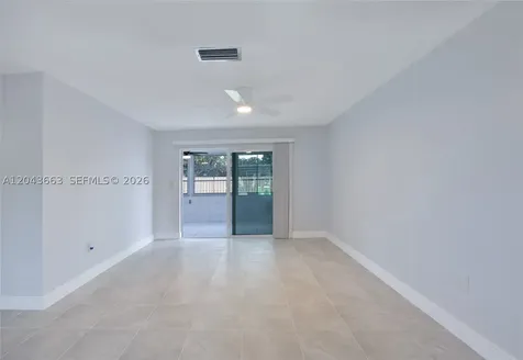 8571 NW 27th Place Sunrise FL 33322