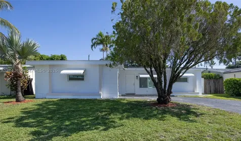 8571 NW 27th Place Sunrise FL 33322