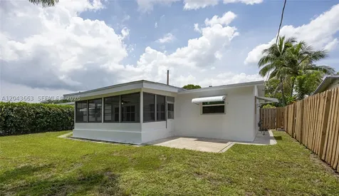 8571 NW 27th Place Sunrise FL 33322