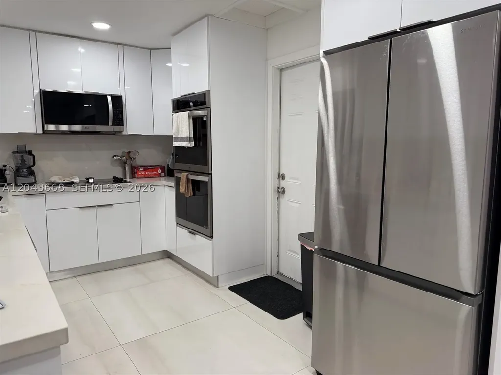 1912 N 42nd Avenue Hollywood FL 33021