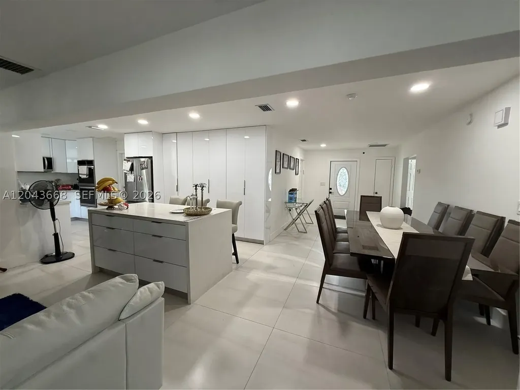 1912 N 42nd Avenue Hollywood FL 33021