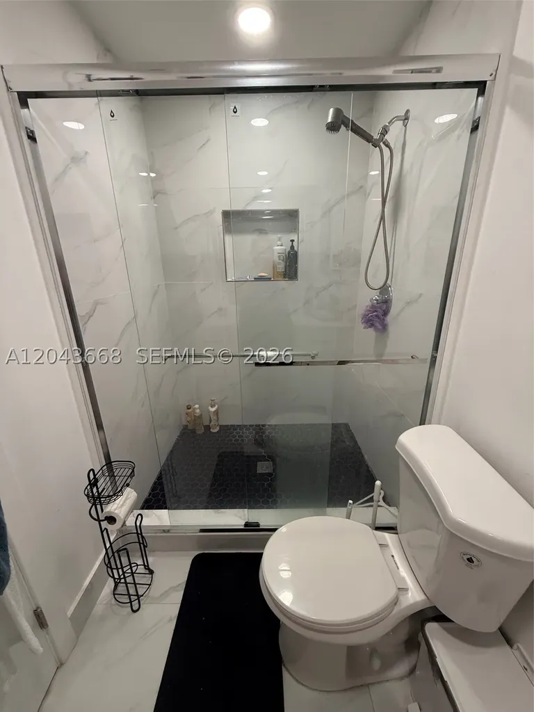 1912 N 42nd Avenue Hollywood FL 33021