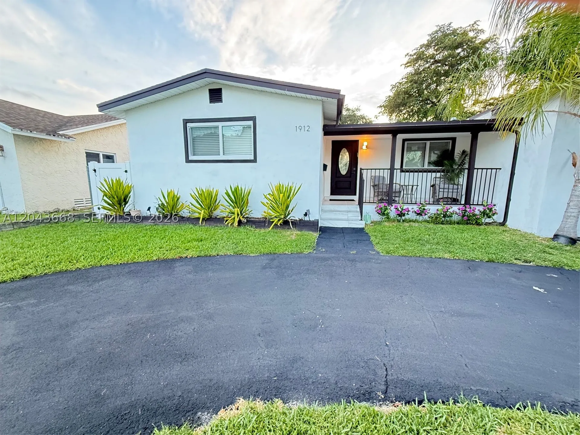1912 N 42nd Avenue Hollywood FL 33021