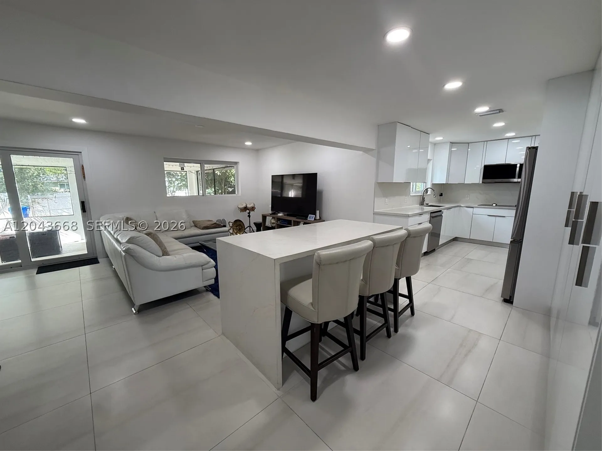 1912 N 42nd Avenue Hollywood FL 33021