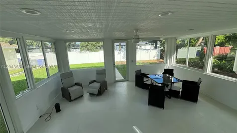 1912 N 42nd Avenue Hollywood FL 33021