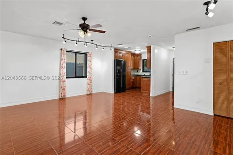 5065 NW 195th Lane Miami Gardens FL 33055