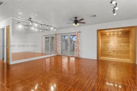 5065 NW 195th Lane Miami Gardens FL 33055