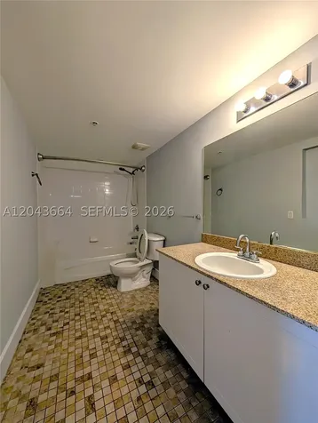 60 NW 37th Avenue Miami FL 33125