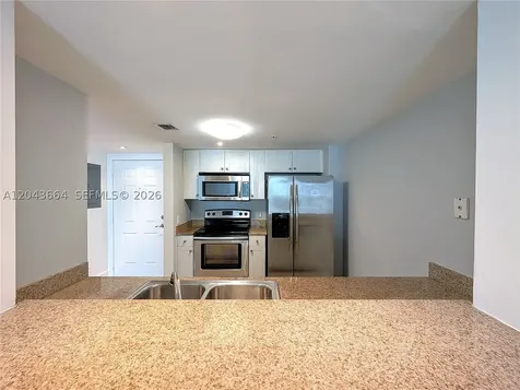 60 NW 37th Avenue Miami FL 33125