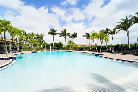 8805 W 35th Avenue Hialeah FL 33018