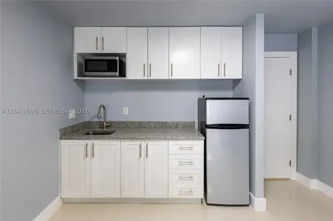 4538 SW 1st Street Miami FL 33134
