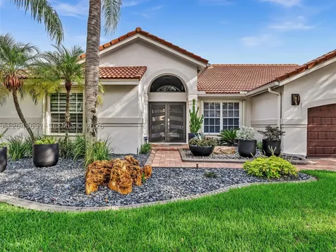 639 Verona Place Weston FL 33326