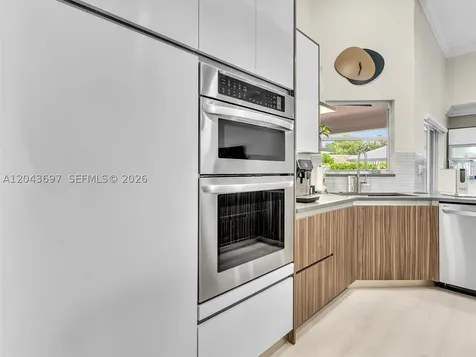 639 Verona Place Weston FL 33326