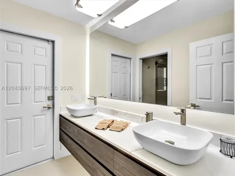 639 Verona Place Weston FL 33326