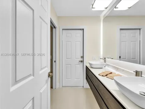 639 Verona Place Weston FL 33326