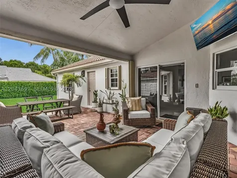 639 Verona Place Weston FL 33326