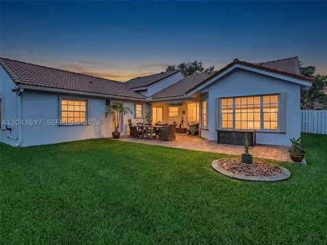639 Verona Place Weston FL 33326