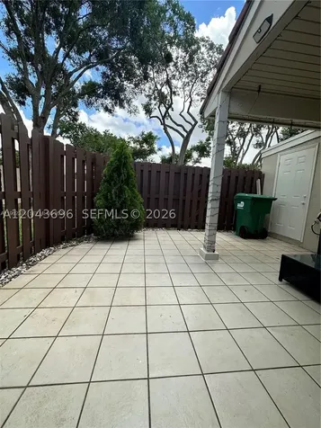 6012 NW 172nd Terr Circle Hialeah FL 33015
