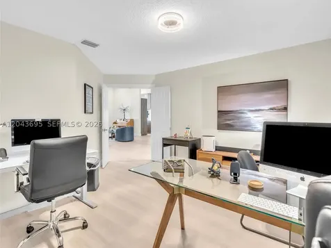 639 Verona Place Weston FL 33326