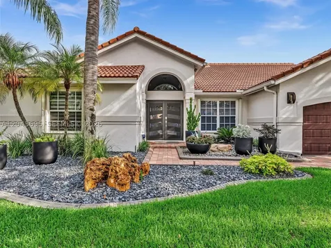 639 Verona Place Weston FL 33326