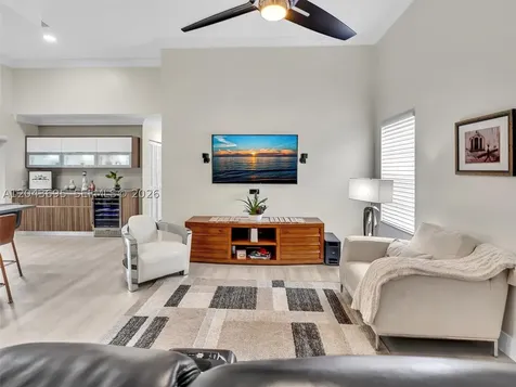 639 Verona Place Weston FL 33326