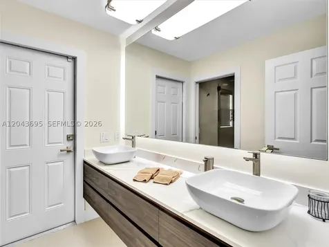 639 Verona Place Weston FL 33326