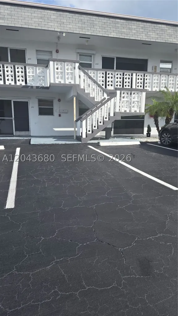 1700 Cleveland Street Hollywood FL 33020