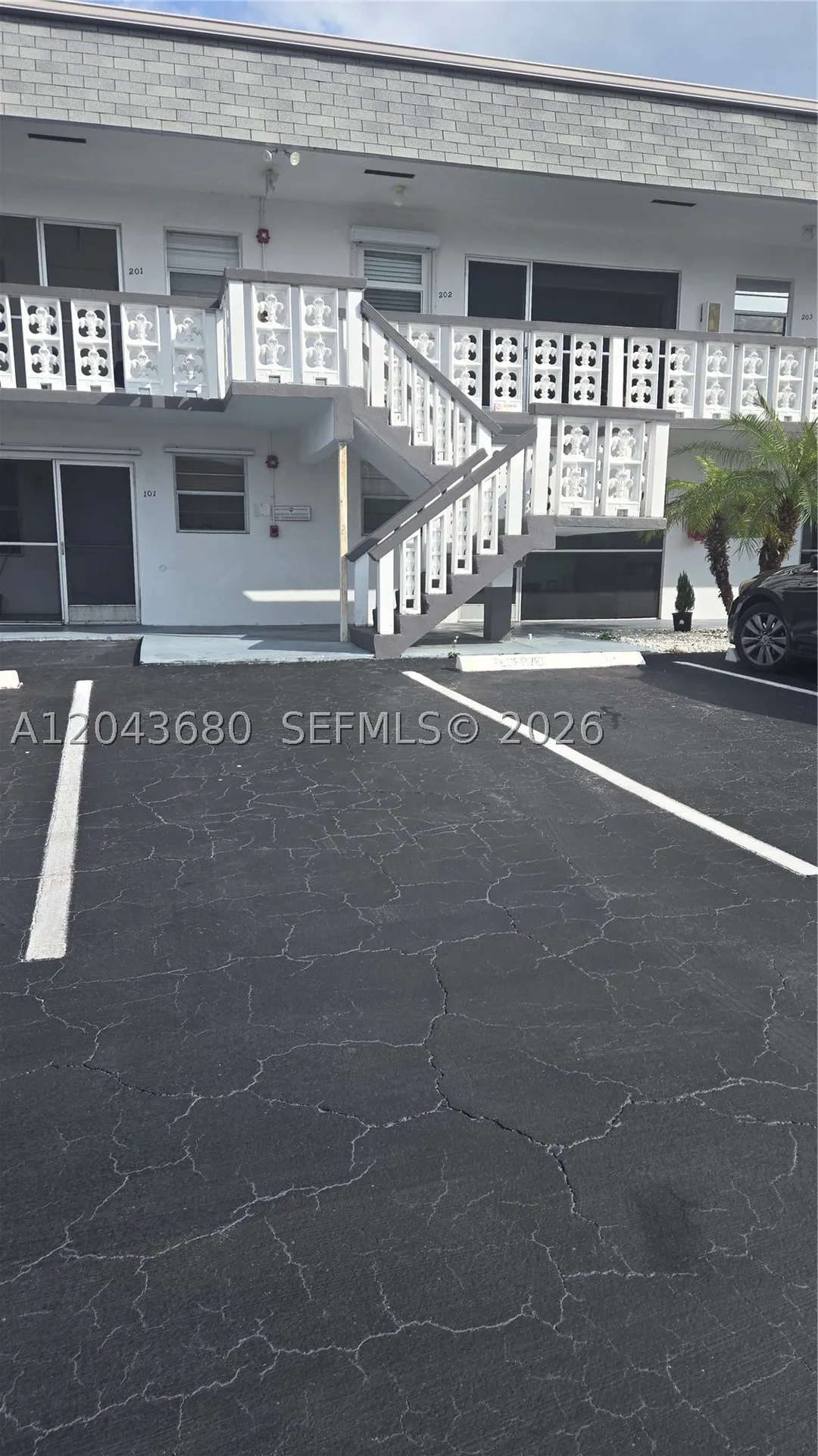 1700 Cleveland Street Hollywood FL 33020