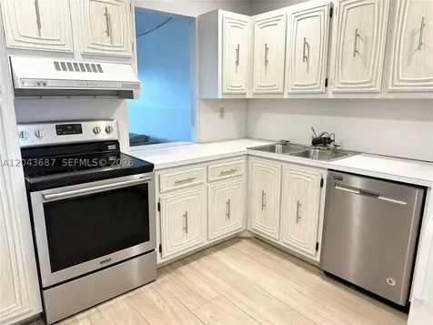 8101 SW 24th Court Davie FL 33324