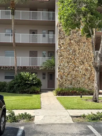8101 SW 24th Court Davie FL 33324