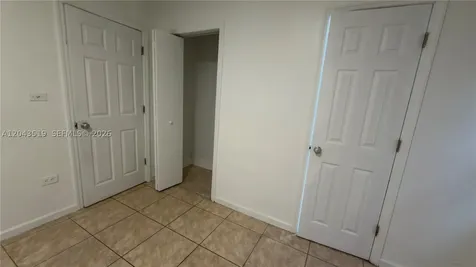 808 84th Street Miami Beach FL 33141