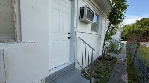 808 84th Street Miami Beach FL 33141