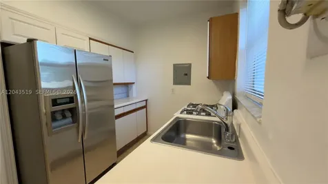 808 84th Street Miami Beach FL 33141