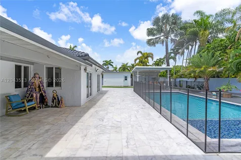 13261 SW 204th Street Miami FL 33177