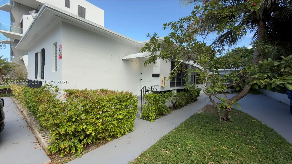808 84th Street Miami Beach FL 33141